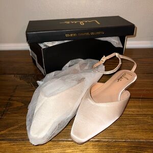 Size 10 Lulu's Women's Ivory Slingback Flats
